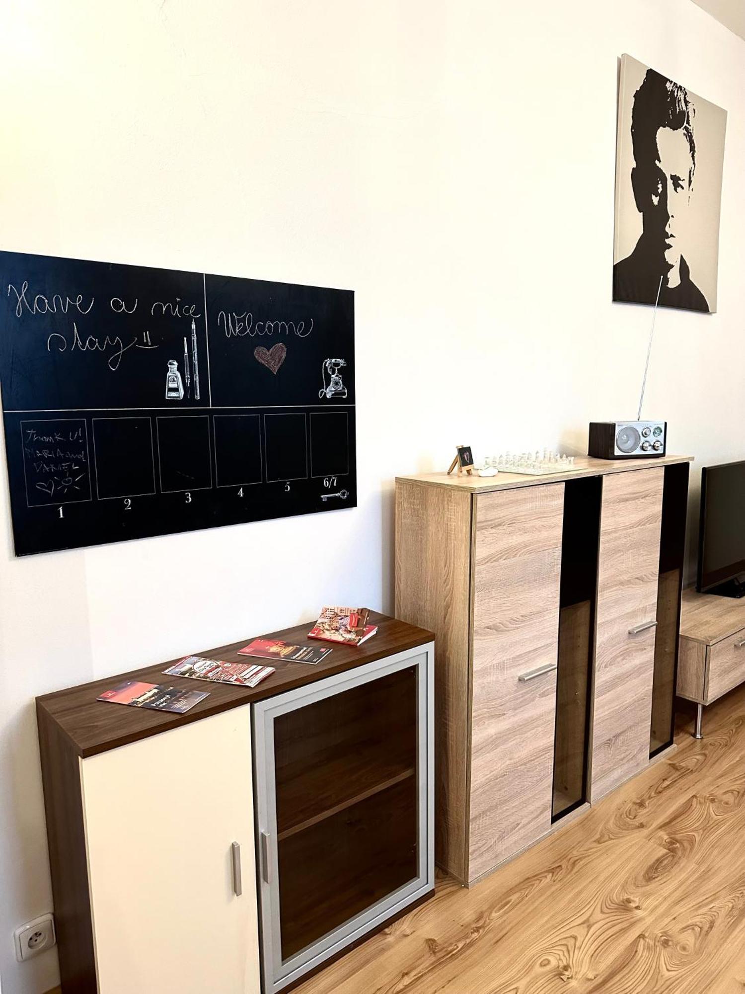 Hidden Apartment In The Old Town Under The Castle Bratislava Luaran gambar